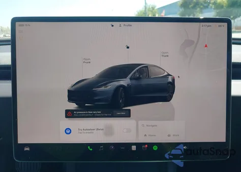 2025 Tesla Model 3 Long Range Rear-Wheel Drive z USA, uszkodzony, nr VIN 5YJ3E1EA1SF046088